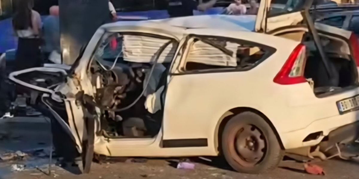 Vatrogasci razvalili vrata 