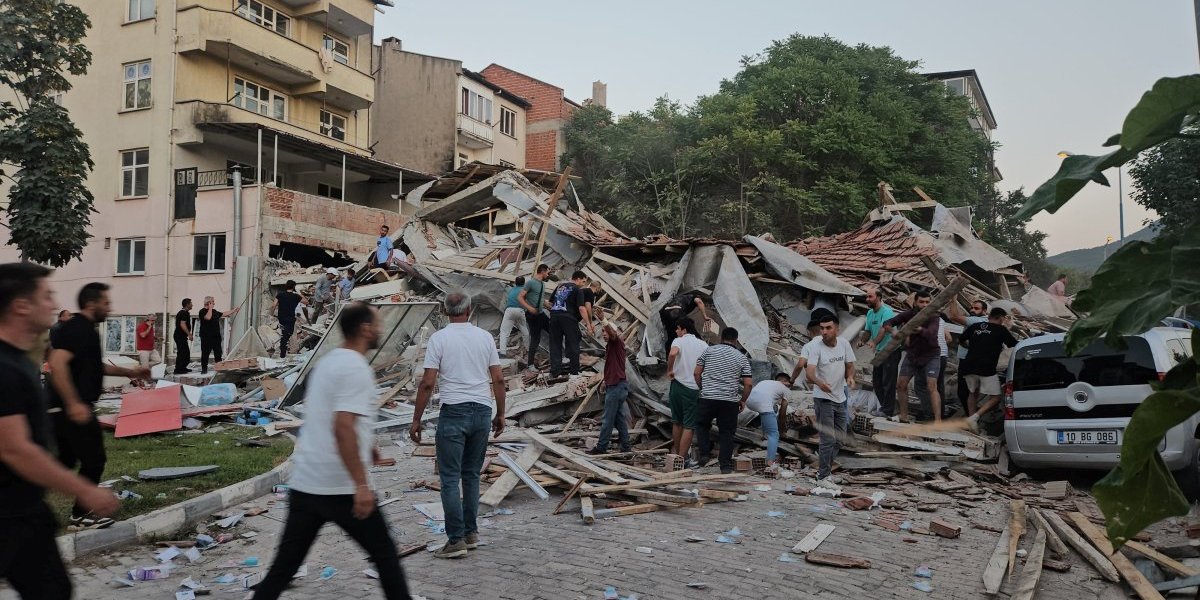 Turska na ivici katastrofe: Novi zemljotres uzburkava duhove! (VIDEO)