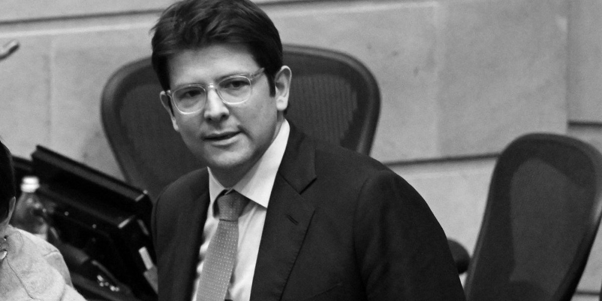 Umro Miguel Uribe! Atentator mu pucao u glavu