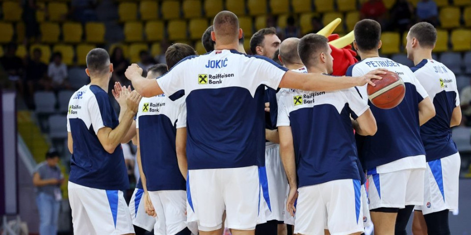 Bezobrazno skupo: Preprodavci "deru" za ulazinice duela Srbija-Slovenija