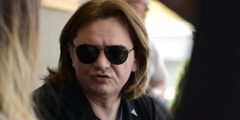 "Srđan Mobi Dik me je prozvao ludačom": Pevačica o burnim devedesetim godinama u Srbiji