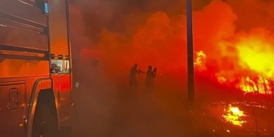 Tragedija na proslavi: Izbio požar, 12 mrtvih, stradalo devetoro dece!