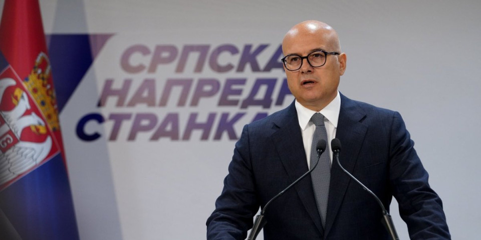 Sve maske su pale! Vučević: Lažni revolucionari lažnih političara, pokušavaju po svaku cenu da izazovu građanski rat - neće im proći! (VIDEO)