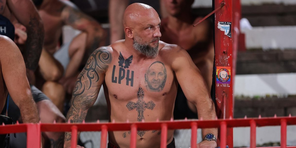 Pojavio se snimak - Huligani Leha s motkama i šipkama divljali po Beogradu pre nego što su popili batine (VIDEO/FOTO)