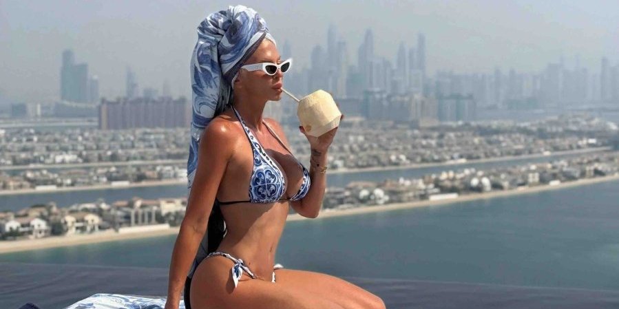 Karleuša šokirala snimkom Breskvice: "Šlihtala se Nanogici, ali za razliku od degenerika Blamaža…"