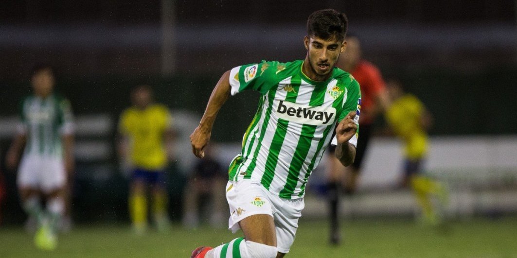 Otkaz za Ginisa: Fudbaler potpisao ugovor, pa posle četiri sata napustio klub