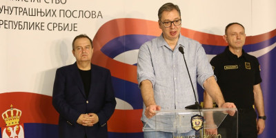 Predsednik Srbije Aleksandar Vučić obraća se javnosti iz Palate Srbija.