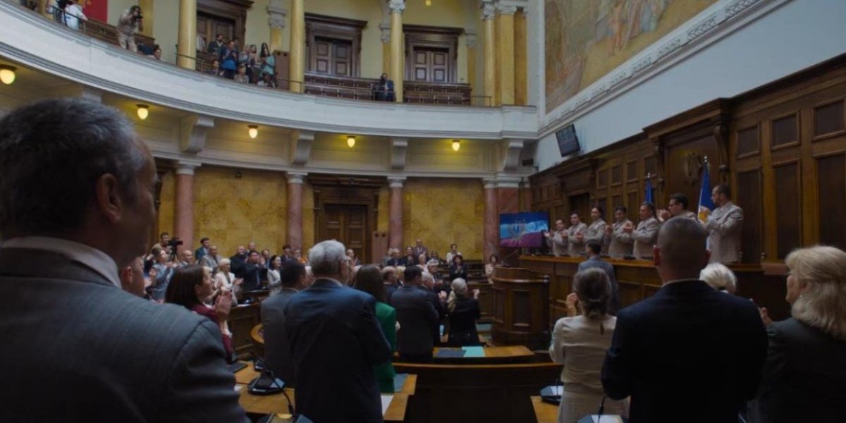 Skupština Srbije se pojavljuje u hit američkoj seriji (FOTO)