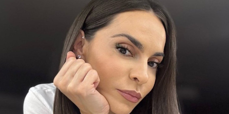 Ne može da dođe sebi - Oglasila se Marija Popović nakon saobraćajne nesreće: ''Samo želim da zagrlim ćerku''