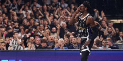 Partizan začel s prodajo sezonskih vstopnic 2025/26 s podražitvami.