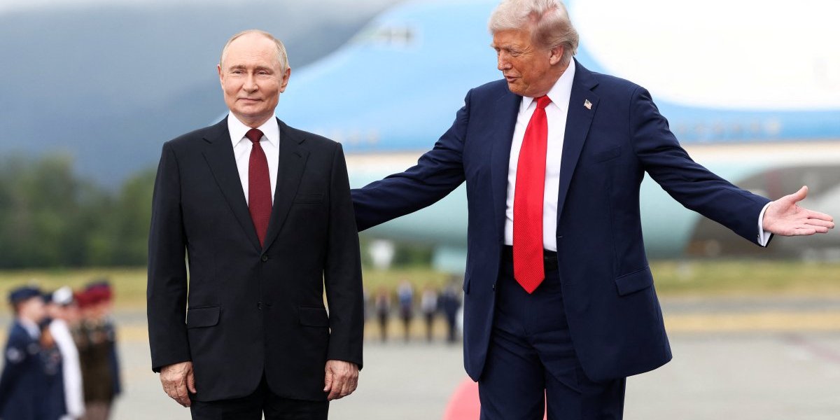 (FOTO) Tramp se oduševljeno zahvalio Putinu: Iznenadile ga neočekivane vesti iz Moskve