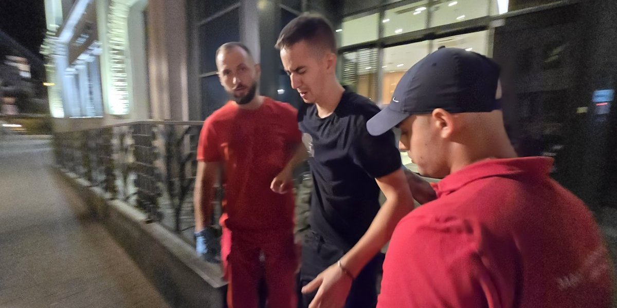 Ovako su teroristi napali ekipu Informera! Prvo urlanje i skandiranje, a onda batine i jezivi napad (VIDEO)