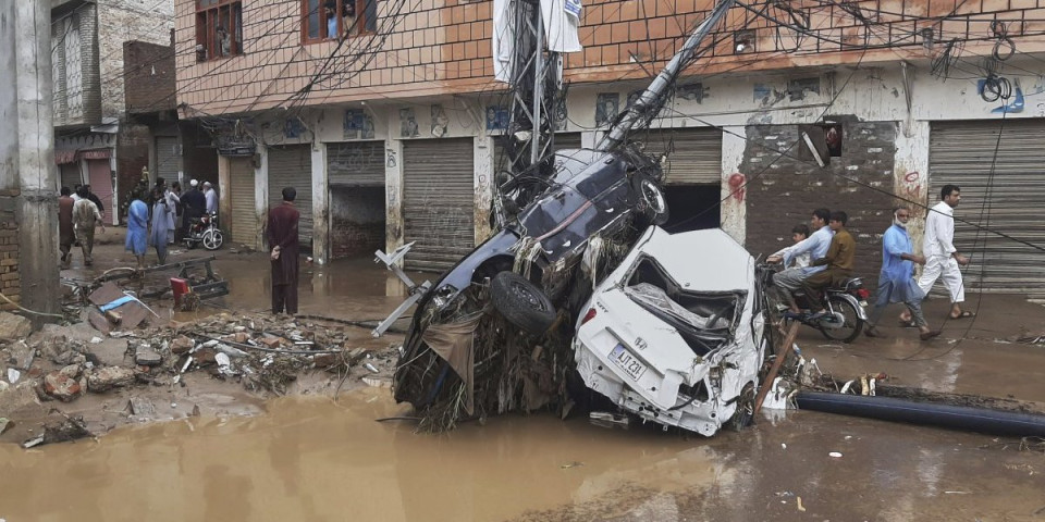 Nevreme razara Pakistan: Više stotina mrtvih, mnogo nestalih (FOTO/VIDEO)