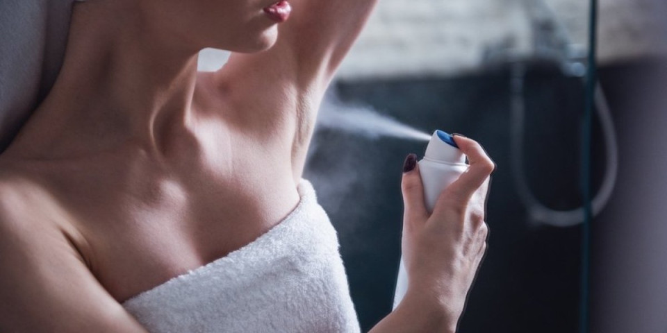 Greške koje pravimo kad nanosimo dezodorans: Jedna je veoma opasna - obratite pažnju
