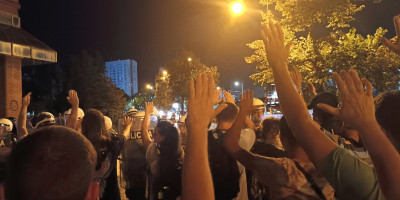 Blokade se večeras premeštaju ispred N1.