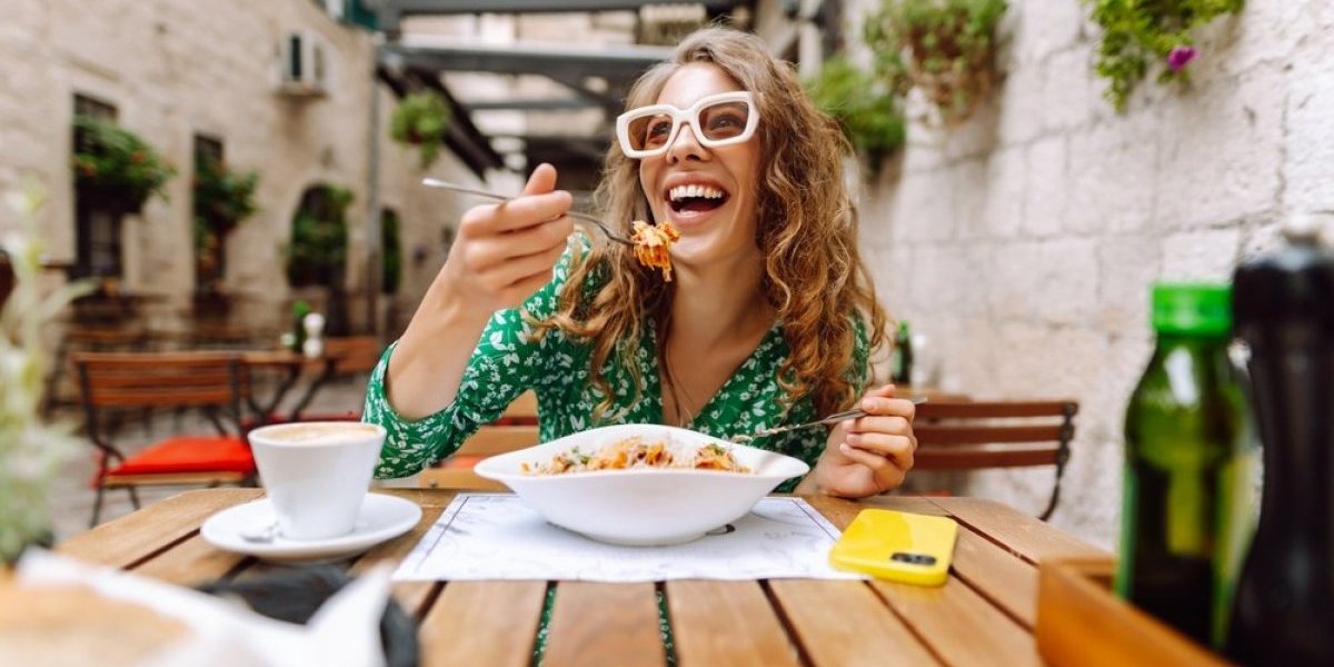Šokiraćete se: Najpoznatija svetska jela i pića koja su nastala greškom - Obožavate ih, a niste imali pojma (FOTO)