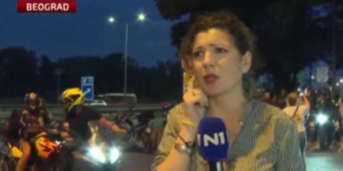 Propagandistkinja N1 vas laže u oči: Za 15 bajkera kaže da se okupio "veliki broj njih" (VIDEO)