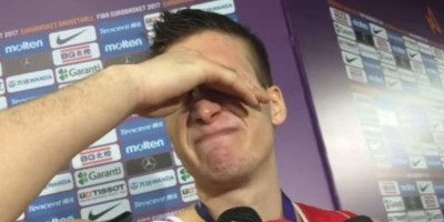 (VIDEO) Bogdanović se setio gorkih suza: Tu sam puk'o, tu mi se slomio jedan san