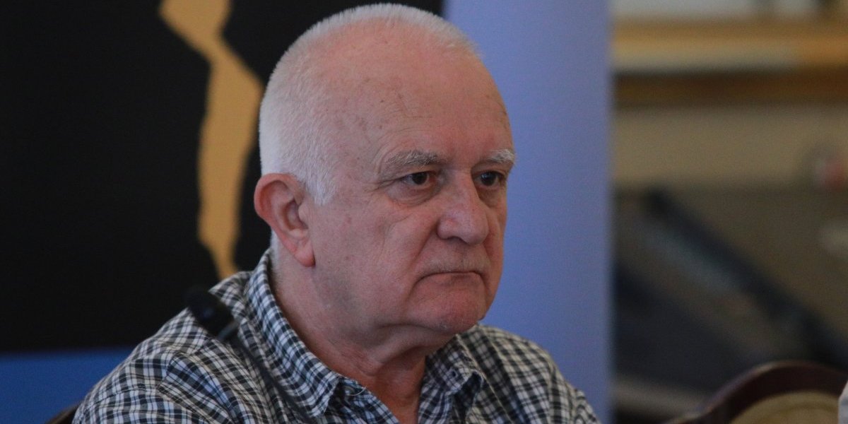 Ovo je dokaz da se radi o obojenoj revoluciji: Dušan Janjić kod stranaca traži smenu Vučića (FOTO)