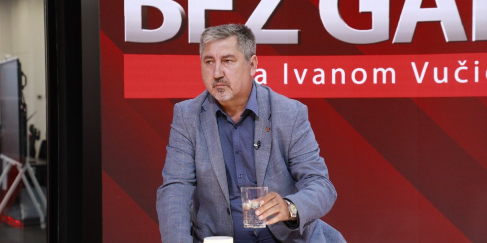 Kolumna Novice Savića: Nisam plaćen, nisam ucenjen, pišem po svojoj savesti i uverenju