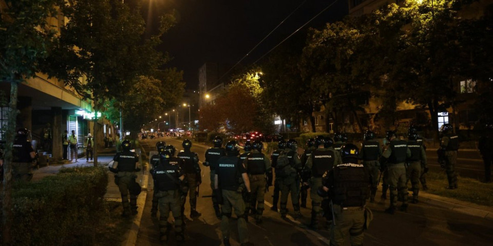 Udar na MUP! Pokreće se hajka na policiju - NUNS predvodi napad