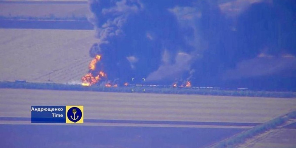 (FOTO) Strava i užas: Ukrajinci iz zasede zaustavili ruski voz, a onda ga zasuli svim mogućim oružjem - rezultat je jeziv