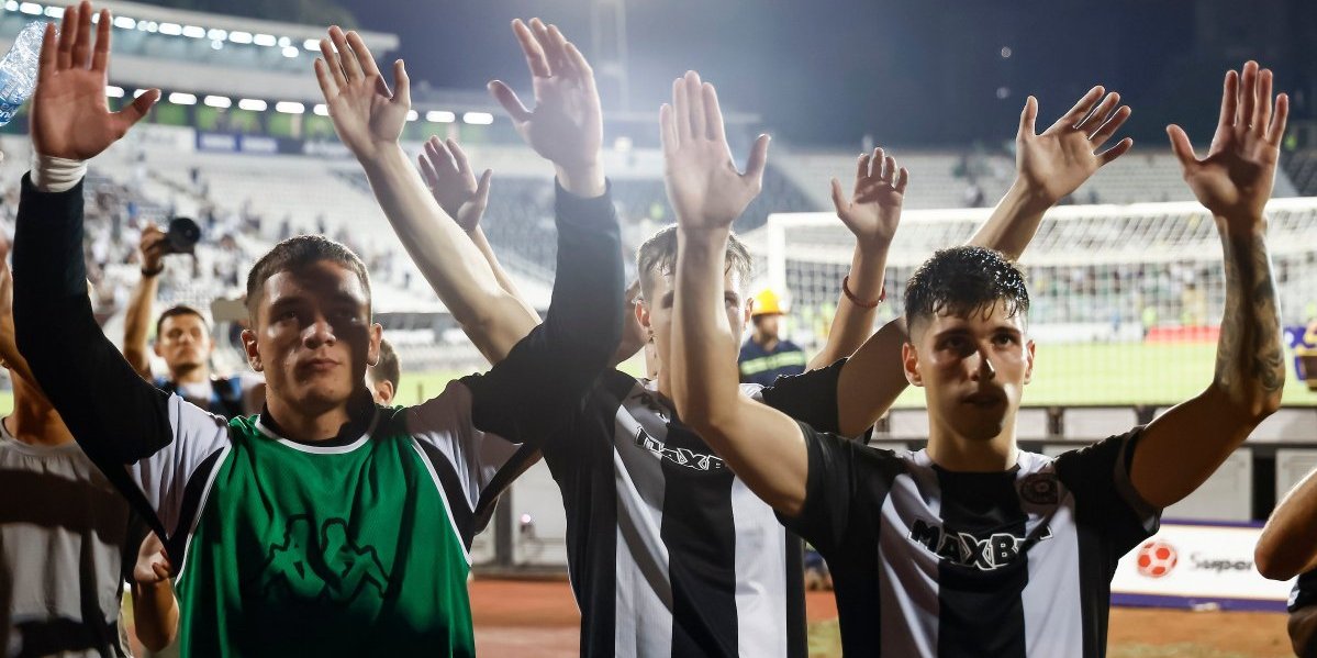 Partizanu stigla ponuda iz Premijer lige: Srpski biser već napušta Humsku?