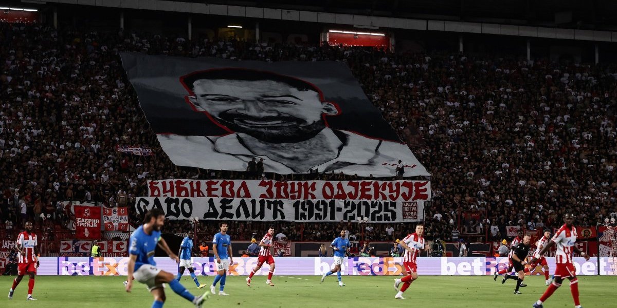 Emotivno do koske: "Delije" ostale na "Marakani" nakon poraza u čast tragično nastradalog navijača (VIDEO)