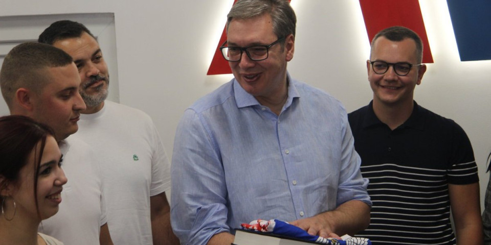 "Radujem se predstavljanju mera u nedelju!" Oglasio se Vučić: Ovo je poruka koju je poslao građanima Srbije (VIDEO)