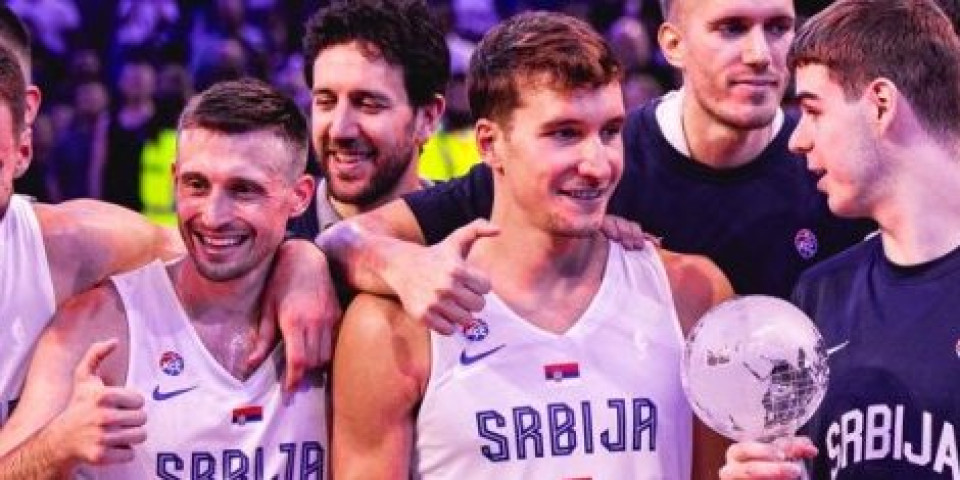 Ovo niste videli u TV prenosu: Bogdanović bacio dres Partizana, navijač ostao u šoku (VIDEO)