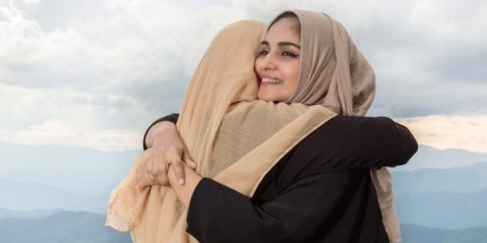 Ljubav bez granica: Saudijka herojski spasila život drugoj ženi svog muža (FOTO)