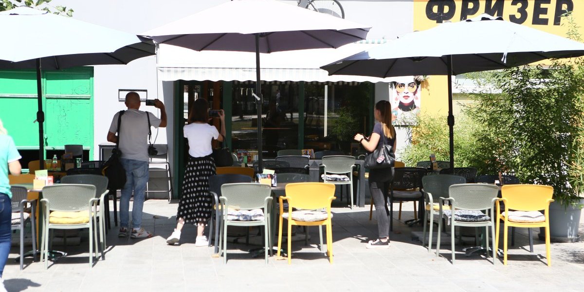 Lokal u kojem su ljudi pomogli povređenom policajcu