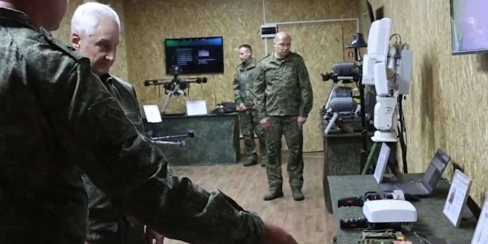 Inspekcija na frontu: Šta to Rusi spremaju?