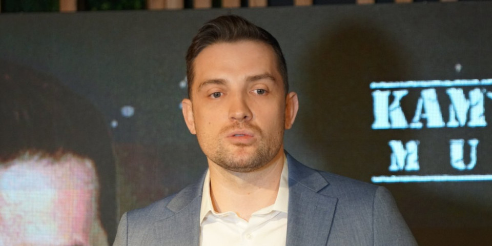 "Estrada je velika septička jama": Mirza Selimović opleo po kolegama