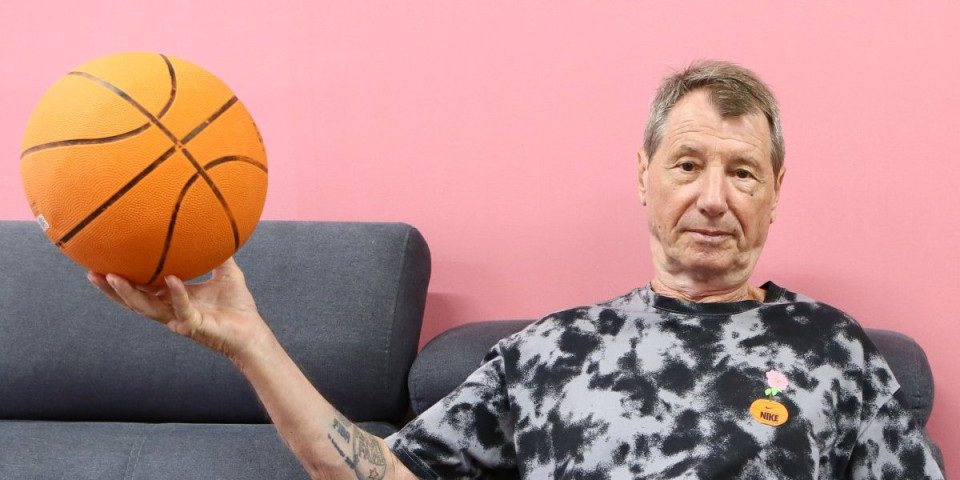 Sve bih ih ja zategao, ali u k*rcu - Moka u elementu: Igrači "cirkali" kod Pešića na žurci