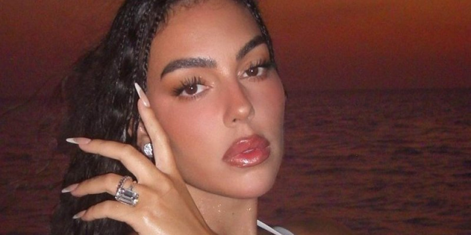 Georgina Rodrigez zapalila mreže: Tesna majica jedva obuzdala bujne grudi - zgodnija nego ikad (FOTO)