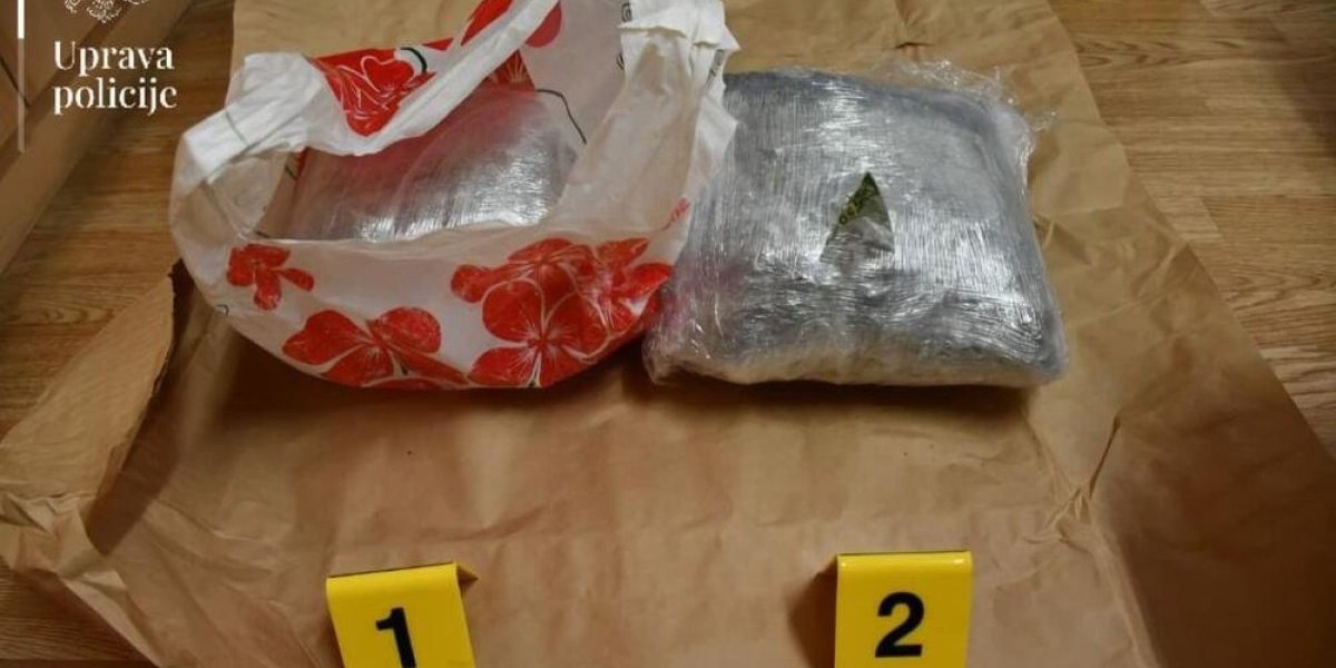 Bežao od policije sa kilogramima droge: Uhapšen bliski saradnik kriminalnih grupa iz Budve