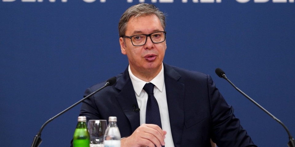 Stižu pohvale na račun Vučićeve spoljne politike: "Uprkos snažnim pritiscima, nije uveo sankcije Rusiji i Kini" (VIDEO)