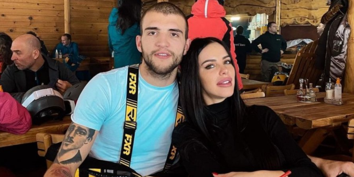 Drži ga na kratkoj uzici: Objava Veljka Ražnatovića sve govori o Bogdaninoj bolesnoj ljubomori