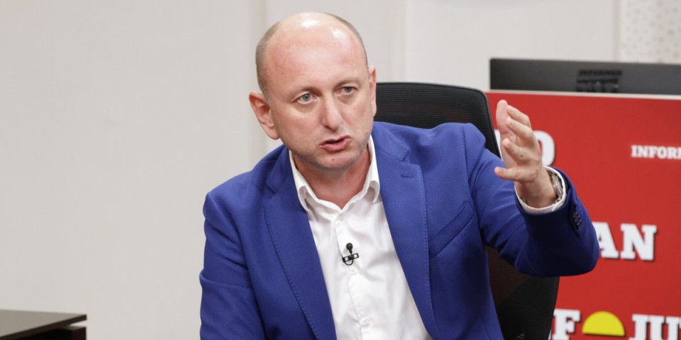 Ne pokazujte ovo Milojku, slošiće mu se! Milan Knežević: Beograd je glavni grad Crne Gore (VIDEO)