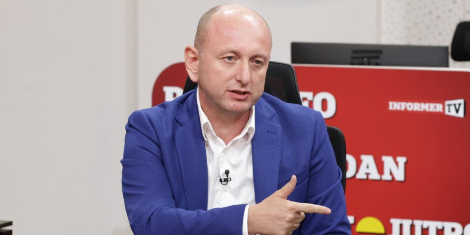 Reagovala policija u Beranama: Pao muškarac zbog morbidnih pretnji i poziva na nasilje nad Kneževićem!
