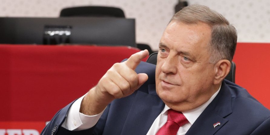 Miloradu Dodiku zabranjen ulazak u Sloveniju!