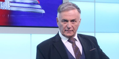 Večerašnja epizoda Političkog kviza na Informer televiziji držala je gledaoce kraj malih ekrana do samog finiša emisije!