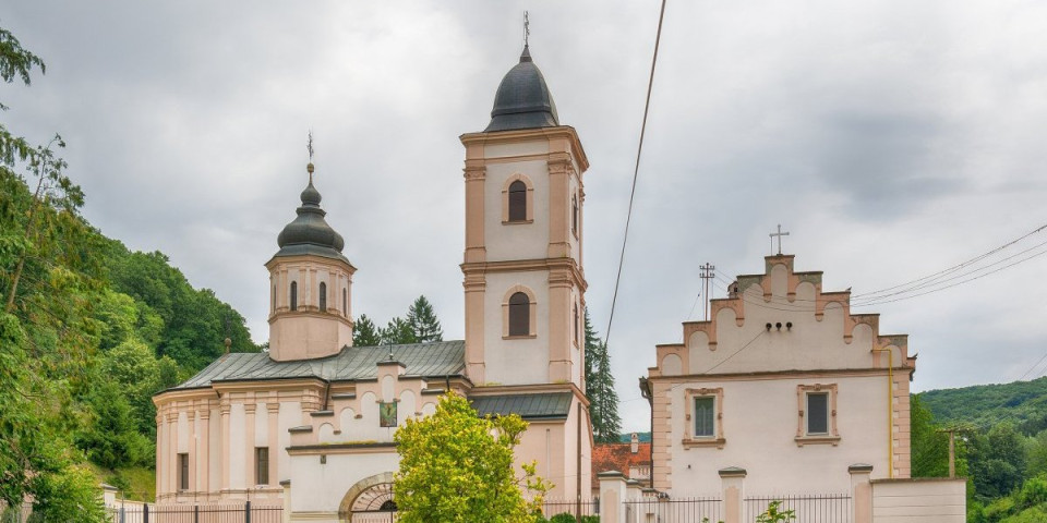 Mali Versaj usred Srbije: U ovom manastiru se dešavaju čuda - Krije jednu veliku tajnu