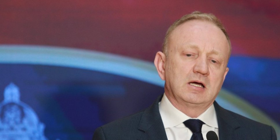 Đilasov kandidat u Mionici je večiti nasilnik: Bakarec otkriva ko je Milan Gavrilović - Ćićovan (FOTO)