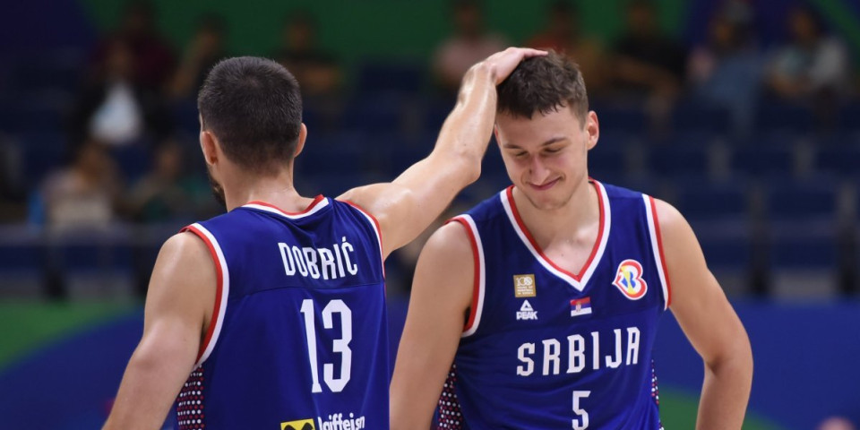 Hit! Jović, Dobrić i Stojaković šutirali trojke sa pola terena: Evo ko je pobedio (VIDEO)