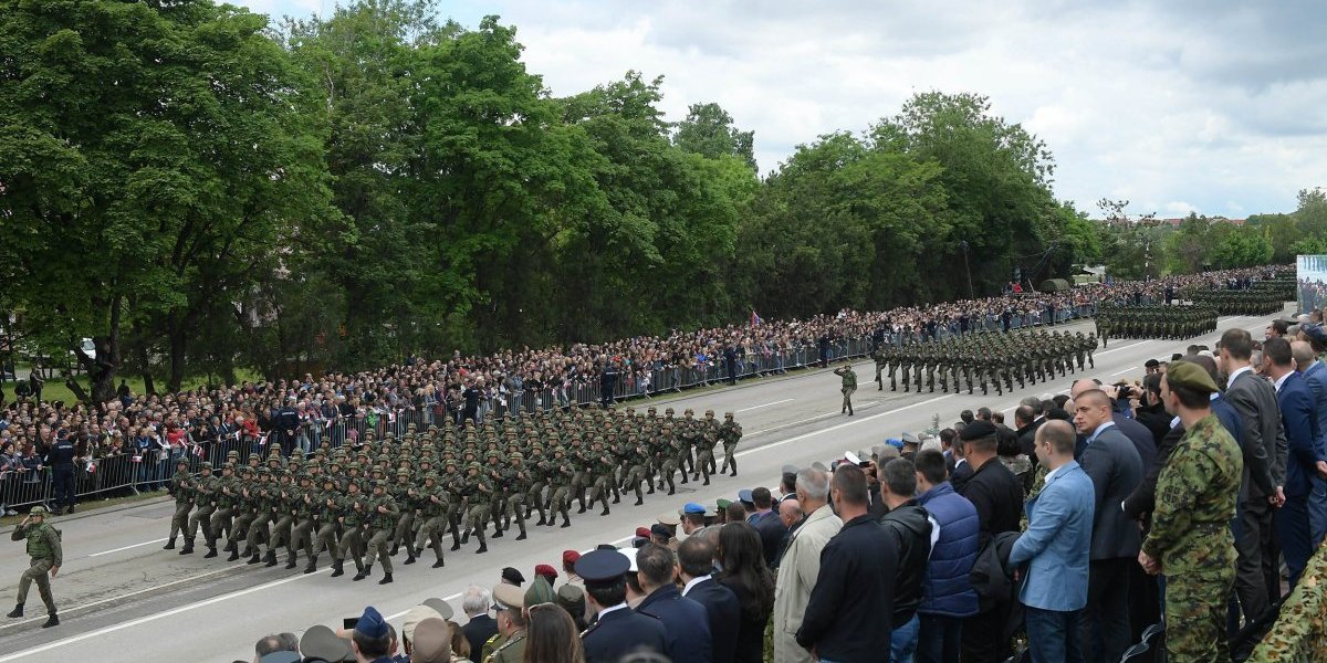 Srpska vojna sila ispred Palate Srbija! Paradom " Snaga jedinstva" vojska će pokazati čime ima da se podiči (FOTO)