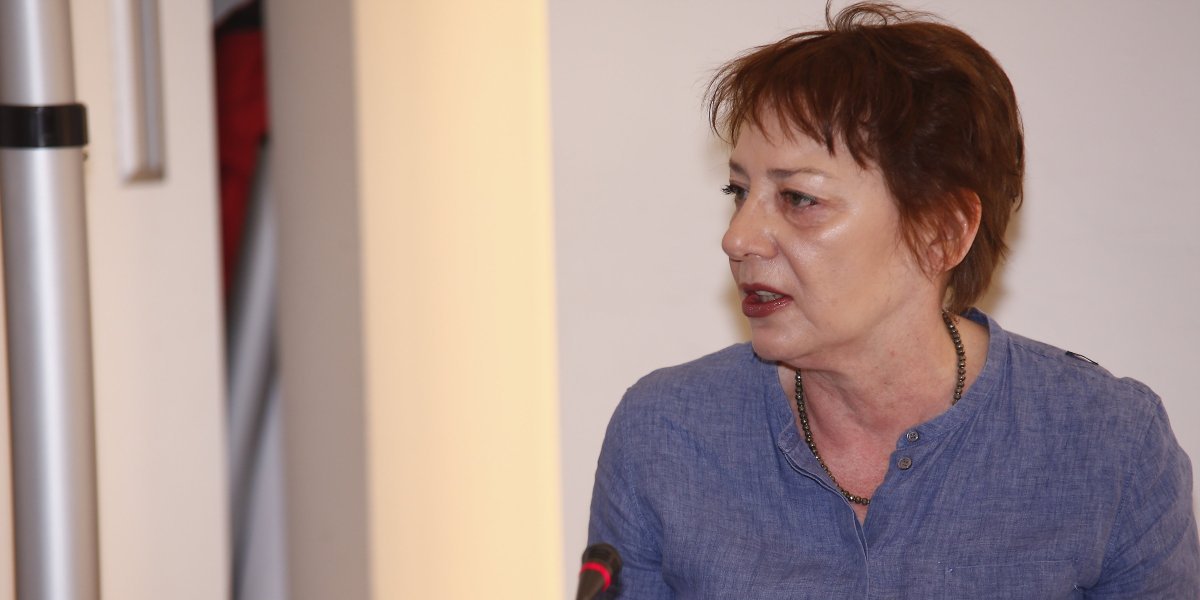 (VIDEO) Šok priznanje Antonele Rihe: Blokaderi su napali policiju