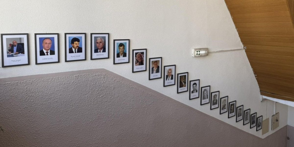 U slavu prvog domaćina! Zid istorije svedoči o herojima i tragičarima na čelu Loznice (FOTO)