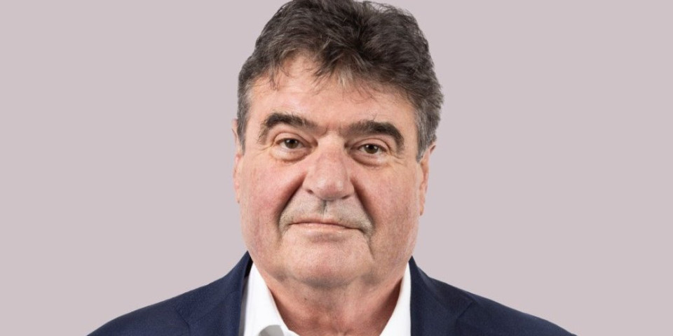 Šolakovci potpuno poludeli, hoće da smene SVOG šefa! (FOTO)